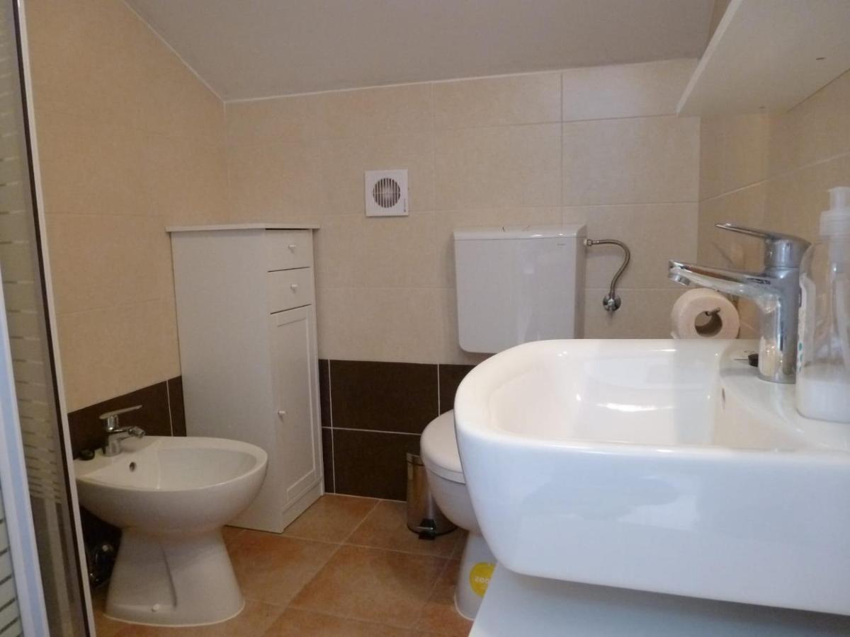 Apartmani Veronika Нин Екстериор снимка